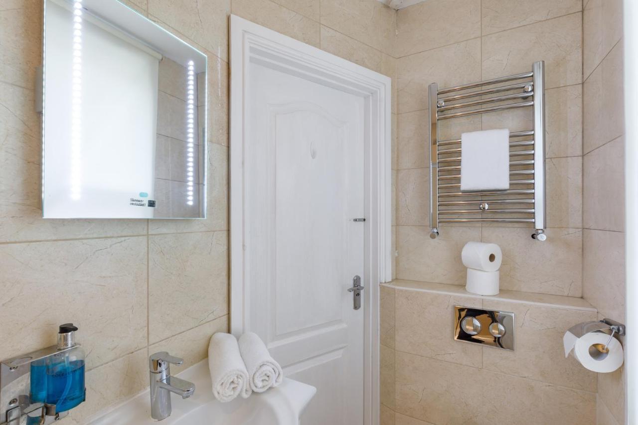 Serenity Square - Wow Location Central Brighton Sleeps 4 Bagian luar foto